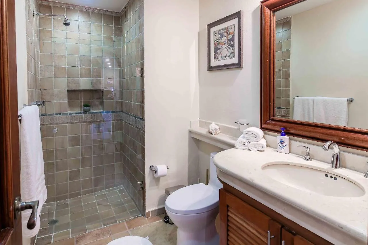Luxury 3 Bedroom 2 Bathroom Condo Puerto Aventuras - Ocean View, Dedicated Beach Area