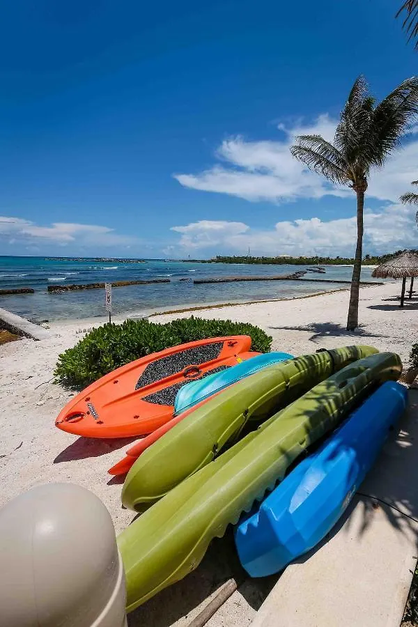 Luxury 3 Bedroom 2 Bathroom Condo Puerto Aventuras - Ocean View, Dedicated Beach Area