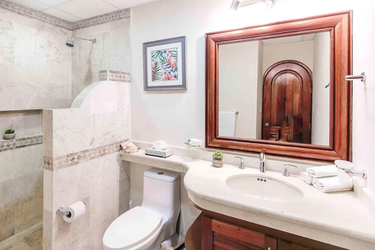 Luxury 3 Bedroom 2 Bathroom Condo Puerto Aventuras - Ocean View, Dedicated Beach Area Apartment