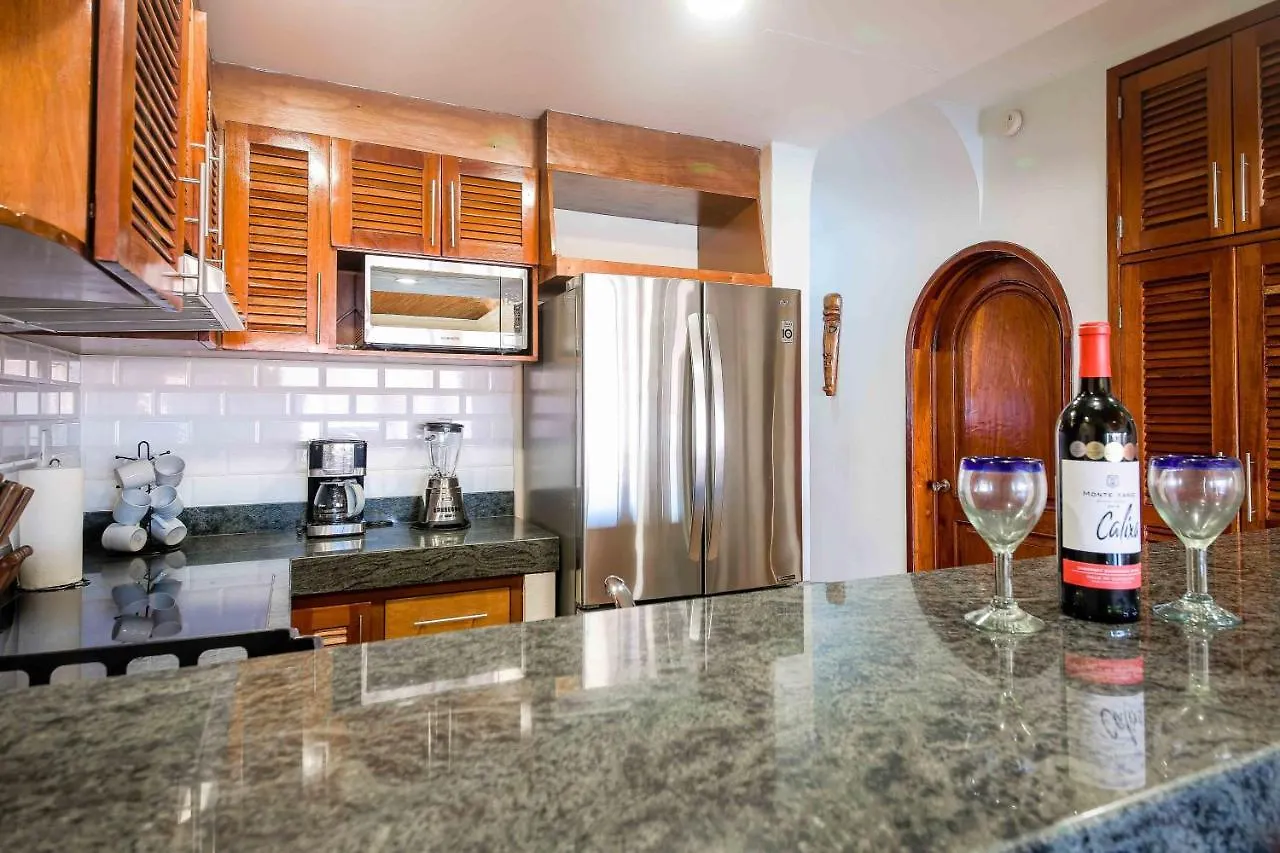 Luxury 3 Bedroom 2 Bathroom Condo Puerto Aventuras - Ocean View, Dedicated Beach Area